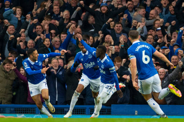 在防守上也 在防守上也