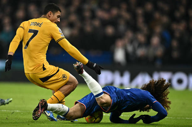 也吸引了众 也吸引了众